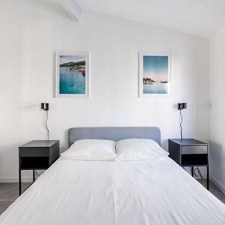2 Guisol - Moderne 2 Pieces Port De ניס מראה חיצוני תמונה